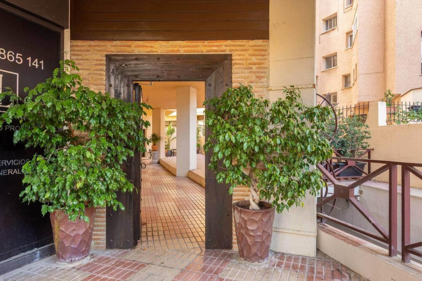La Pimentera Central Apartments - Con Patio Privado Marbella Exterior photo